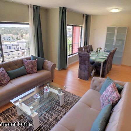 Apartment Beta - 2 Bedrooms, Private Rooftop Patio With Hot Tub, Bbq And View Ferragudo  Esterno foto